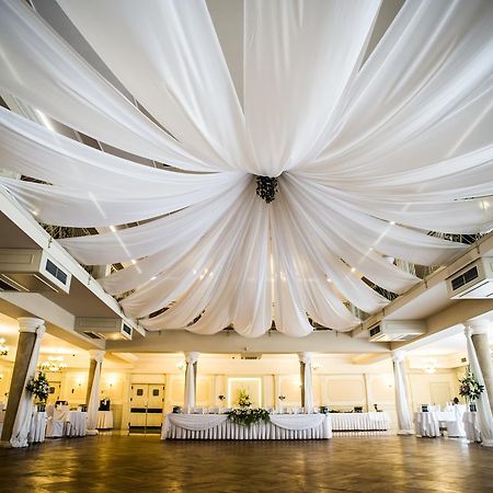 Hotel Kuban Pszczyna Buitenkant foto